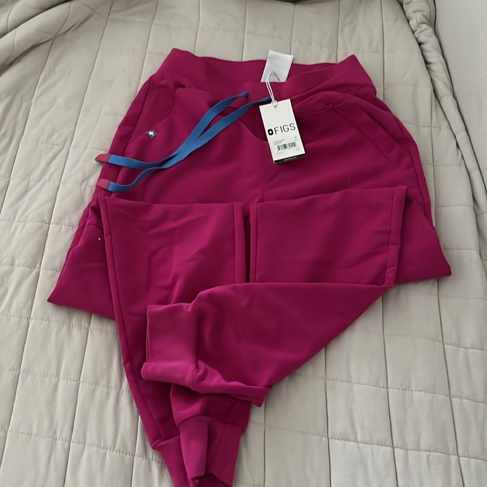 NWT women's Raspberry Sorbet Clara - Jogger Scrub Pants - XS